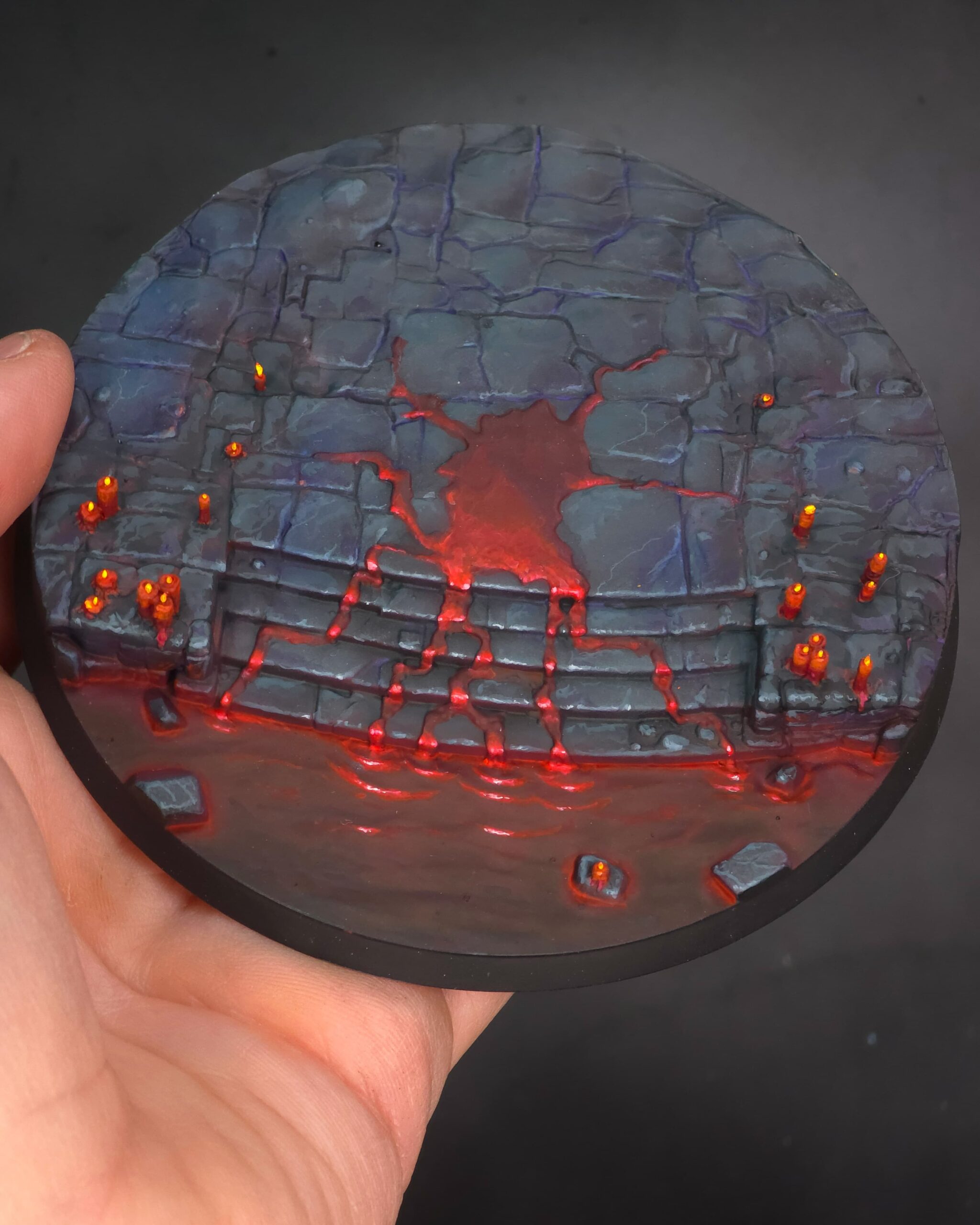 Chaos - Keeper Of Secrets Base by El Miniaturista - Physical